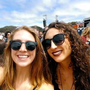 Meet your Posher, Alyssa